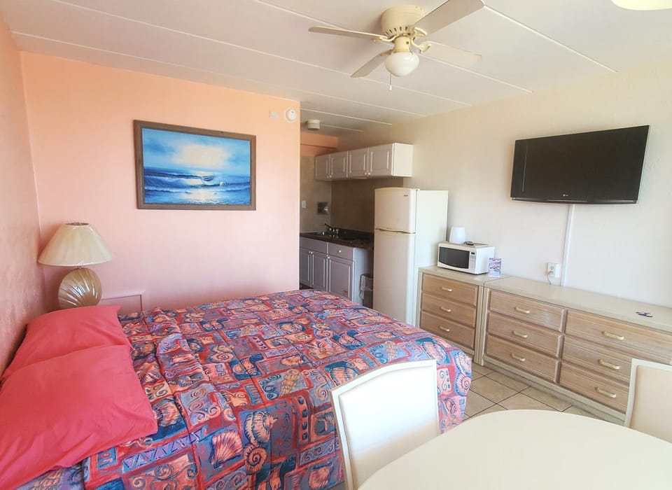 Caprice Motel - Wildwood Motel in Wildwood