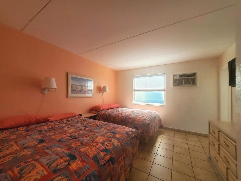 Caprice Motel - Wildwood Motel in Wildwood