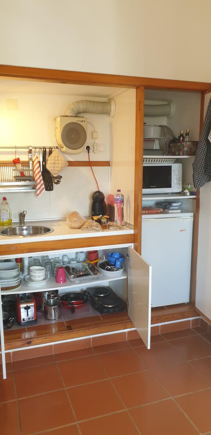 Kitchen or kitchenette