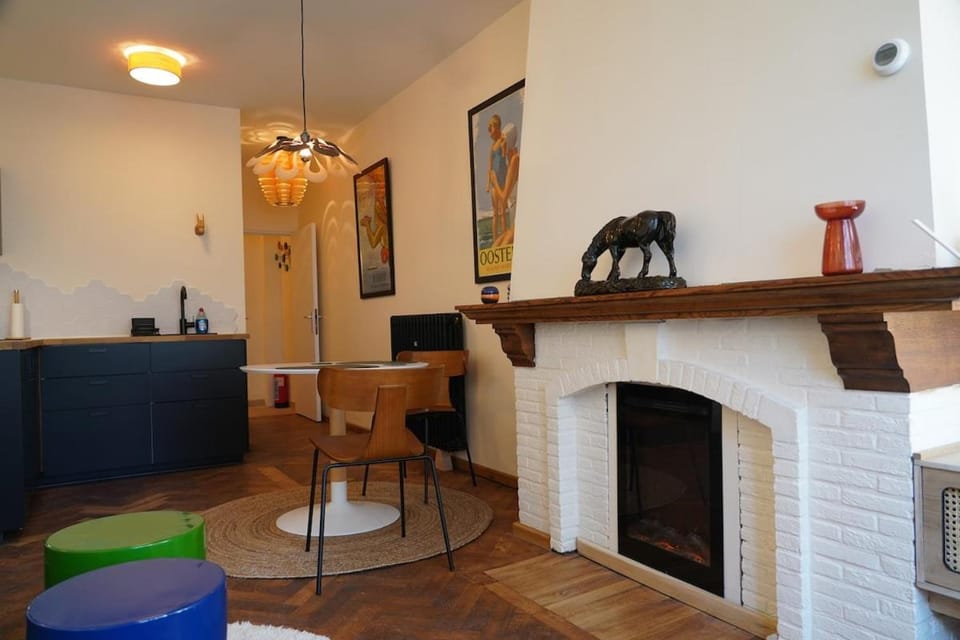 Kitchen or kitchenette, Living room, Dining area