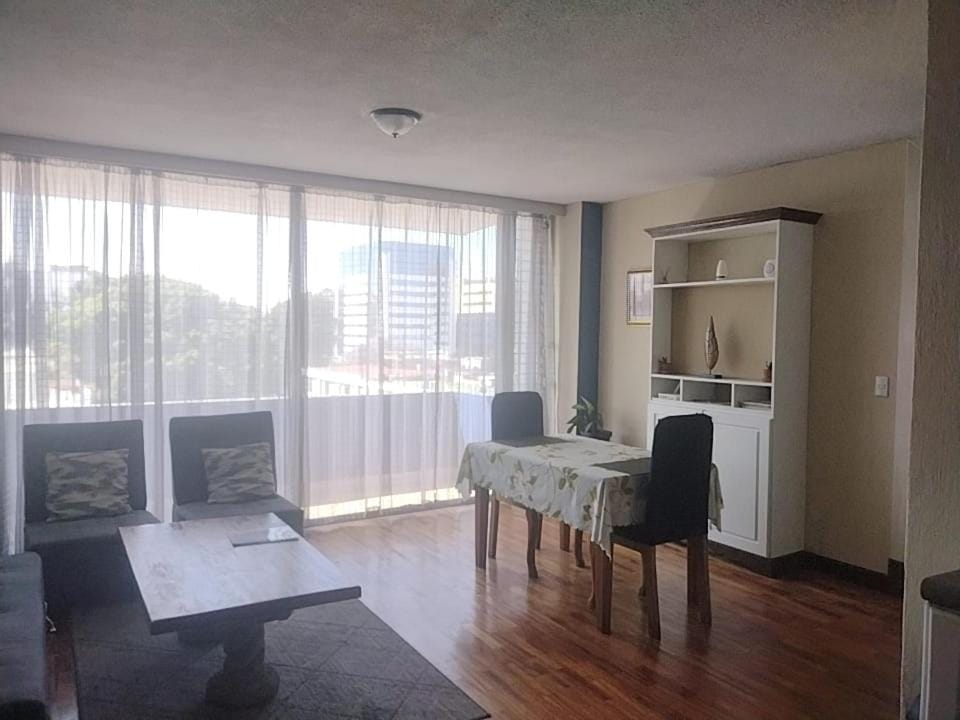 Apartamento 505 Cortijo Reforma zona 9 Apartment in Guatemala City
