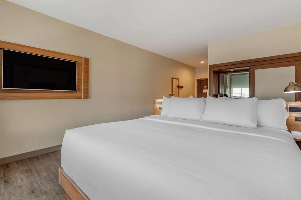TV and multimedia, Bedroom