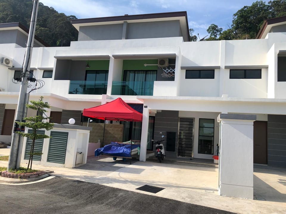 2sty Villa Pangkor - Walking Distance To The Beach Villa in Perak