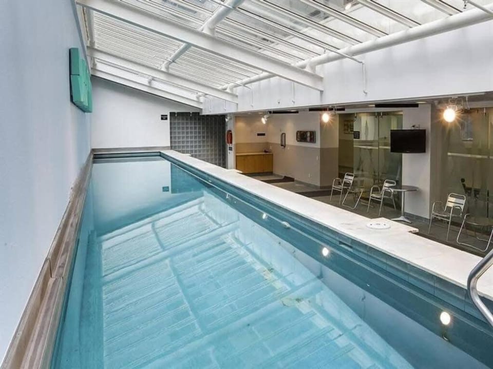 Beautiful and Spacious 1BR in CBD by Zodiak Stays Apartment in Auckland