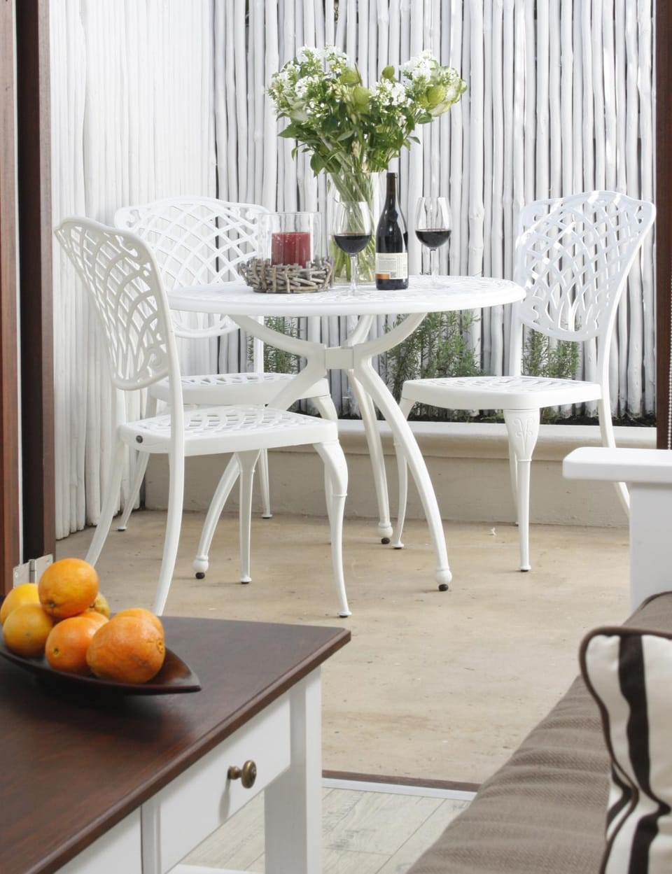 Shower, Toilet, Patio, Restaurant/places to eat, Communal lounge/ TV room, Activities, BBQ facilities, Bathroom, TV and multimedia, Coffee/tea facilities, Balcony/Terrace, Lobby or reception, Decorative detail, Decorative detail, Seating area, Logo/Certificate/Sign, Swimming pool, Breakfast, Continental breakfast, Certificate/Award, Certificate/Award, Parking, concierge, flat iron, hair dresser, heating, internet, locker, safe, sunbed, toaster, towels, wardrobe