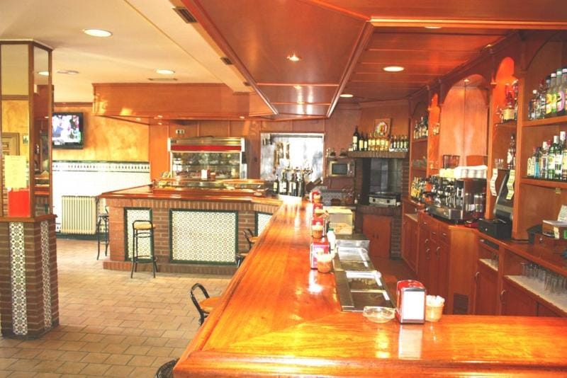 Lounge or bar