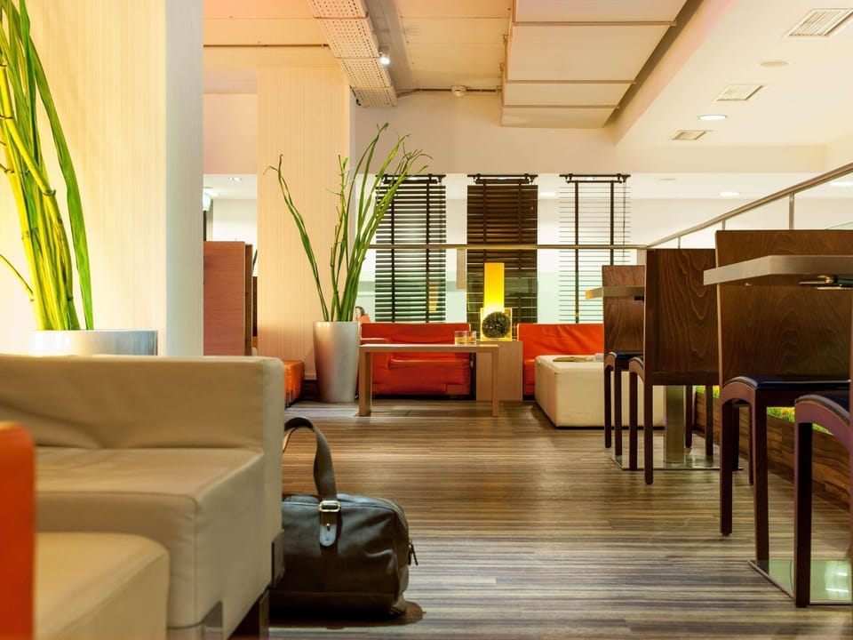 Lounge or bar