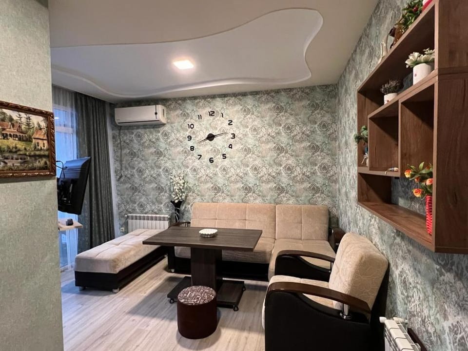 Квартира у приморского парка Apartment in Batumi