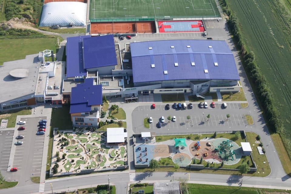 Day, Bird's eye view