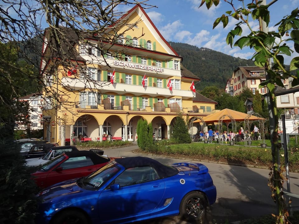 Facade/entrance, Summer, Garden view