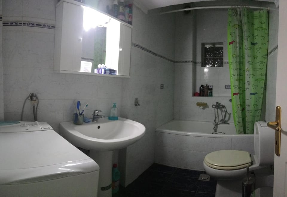 Toilet, Bathroom, Bath