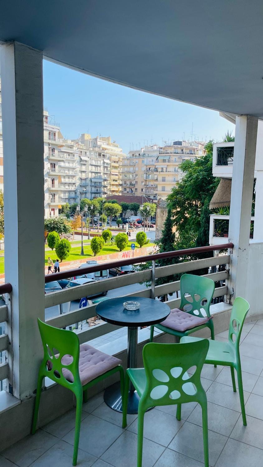 Balcony/Terrace, Landmark view