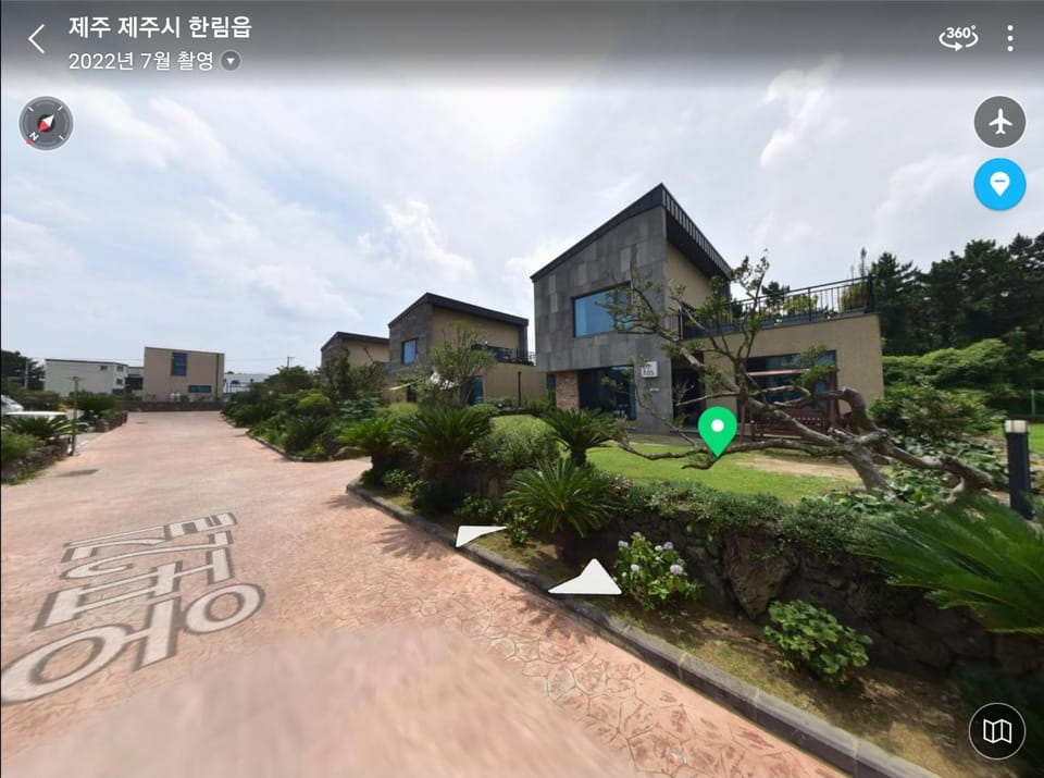 Property building, Day, Neighbourhood, Street view