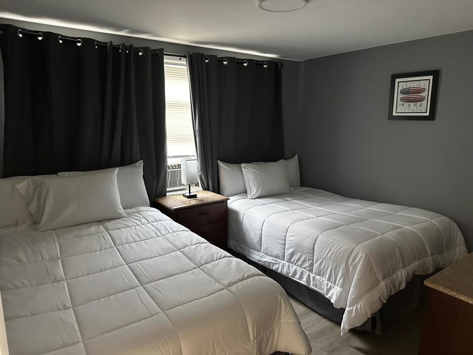Atlantic Breeze Motel & Apartments Motel in Ocean City