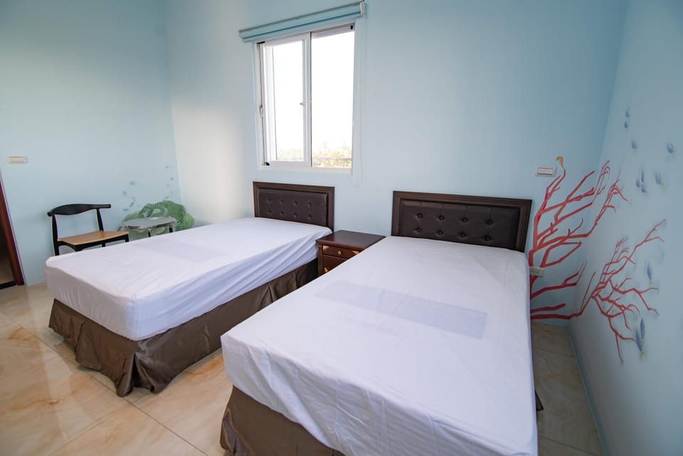 Silver Blue B&B 待月民宿台東縣民宿登記第1489號 Bed and Breakfast in Taiwan, Province of China
