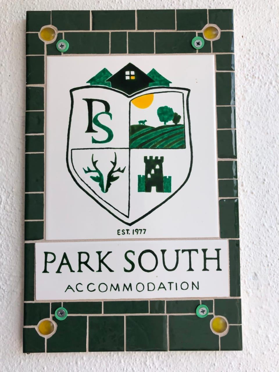 Property building, Property logo or sign, Logo/Certificate/Sign, Text overlay