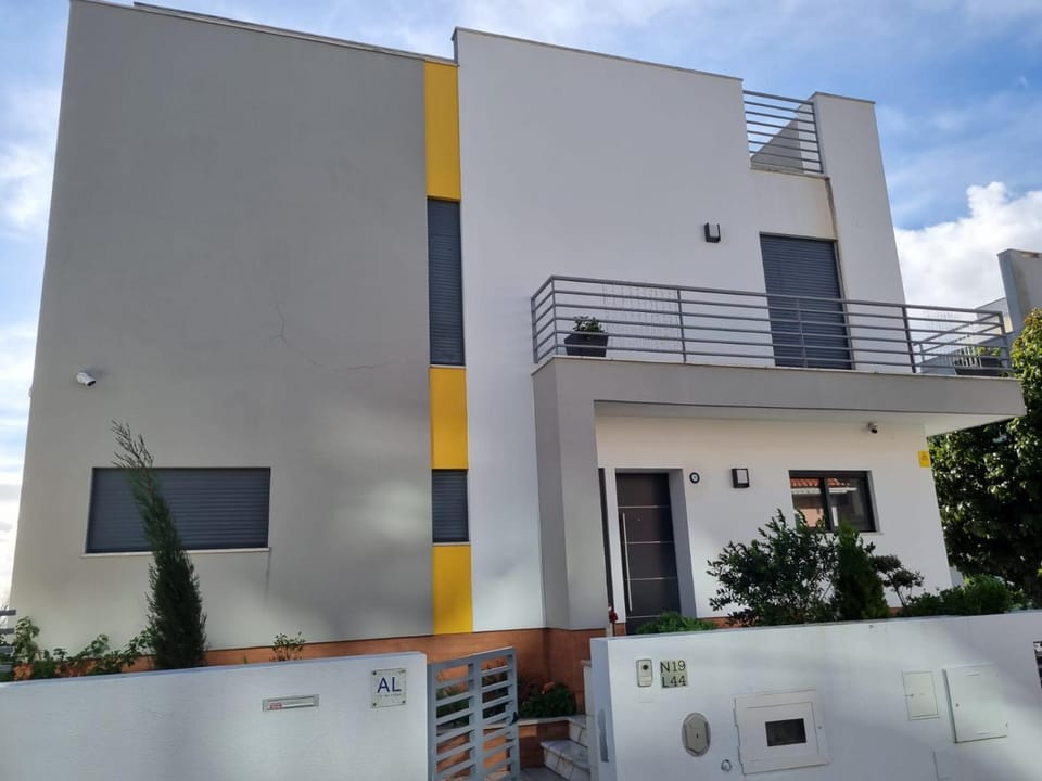 Mikaela Guest House Bed and Breakfast in Lisbon District