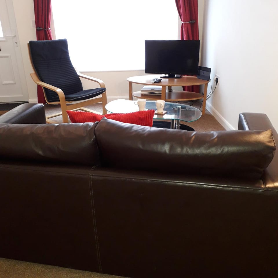 TV and multimedia, Seating area, Area and facilities