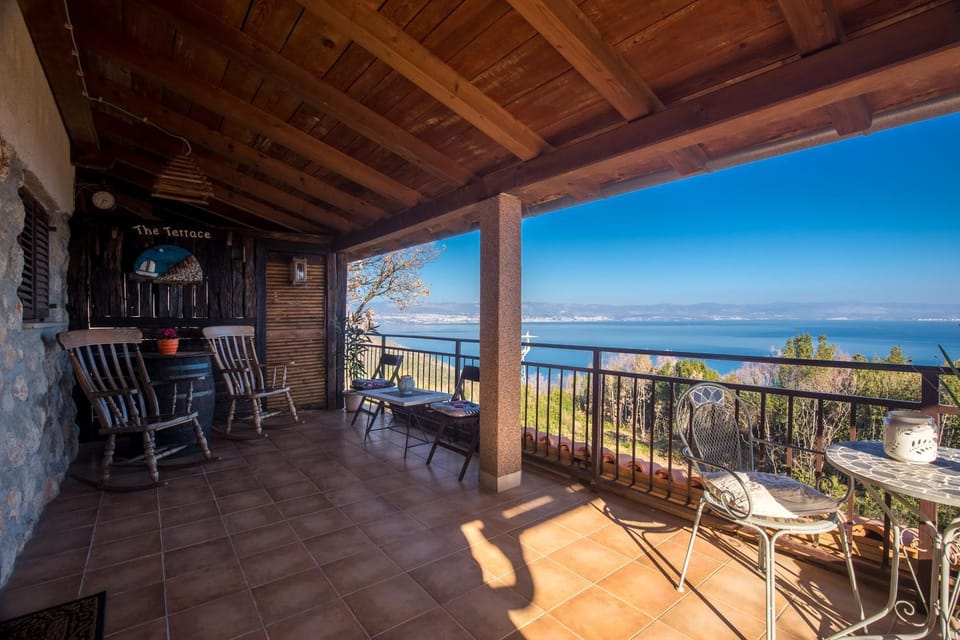 The Terrace Apartment in Primorje-Gorski Kotar County