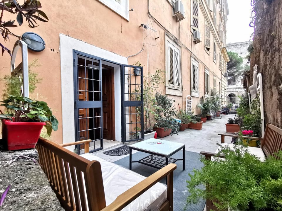 Property building, Patio, Day, Garden, View (from property/room), Balcony/Terrace, Garden view