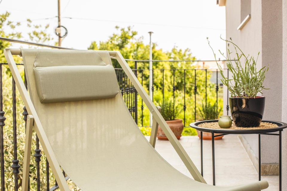 Day, Balcony/Terrace, Balcony/Terrace, Garden view
