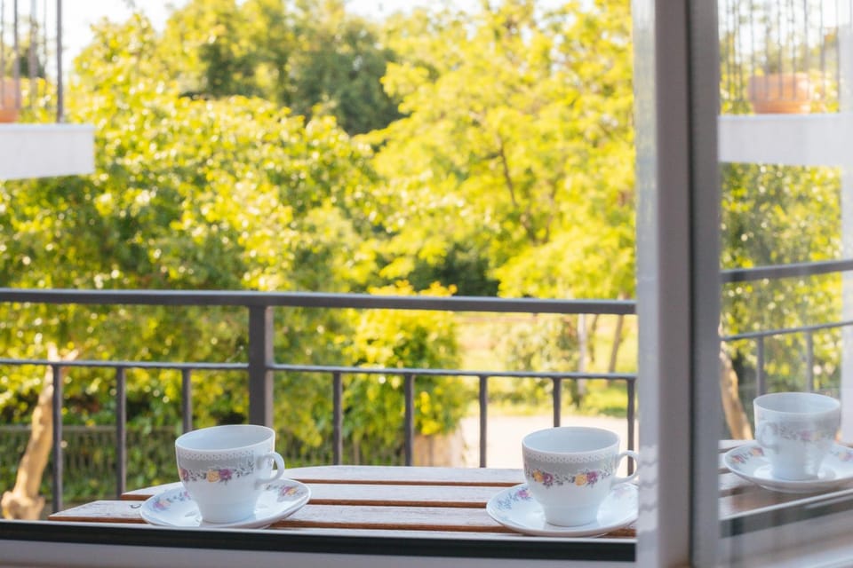 View (from property/room), Balcony/Terrace