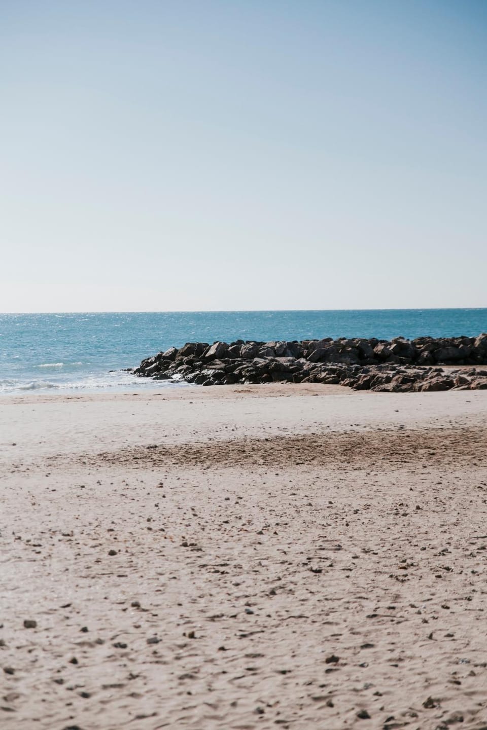 Nearby landmark, Day, Natural landscape, Beach, Time of day