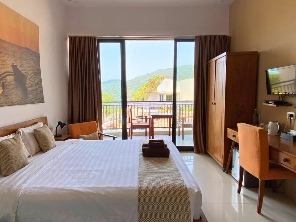 Bathroom, Balcony/Terrace, wardrobe, air conditioner