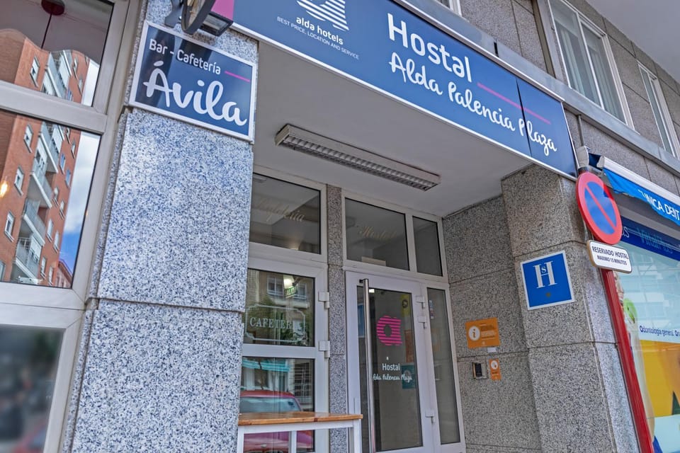 Property building, Facade/entrance