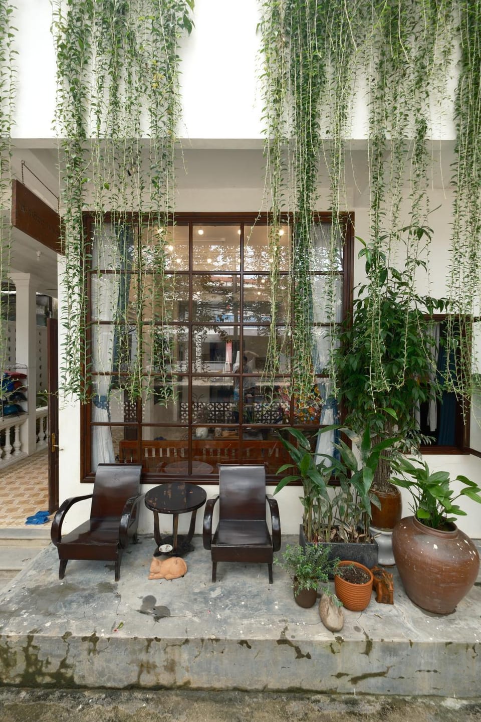 Facade/entrance