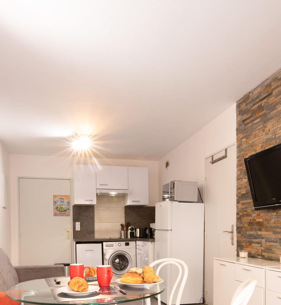Le Victoria, Centre Ville , Plage et Parking Gratuit Apartment in Sainte-Maxime