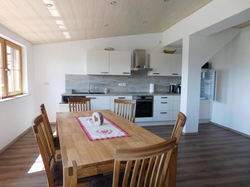 Kitchen or kitchenette, Food