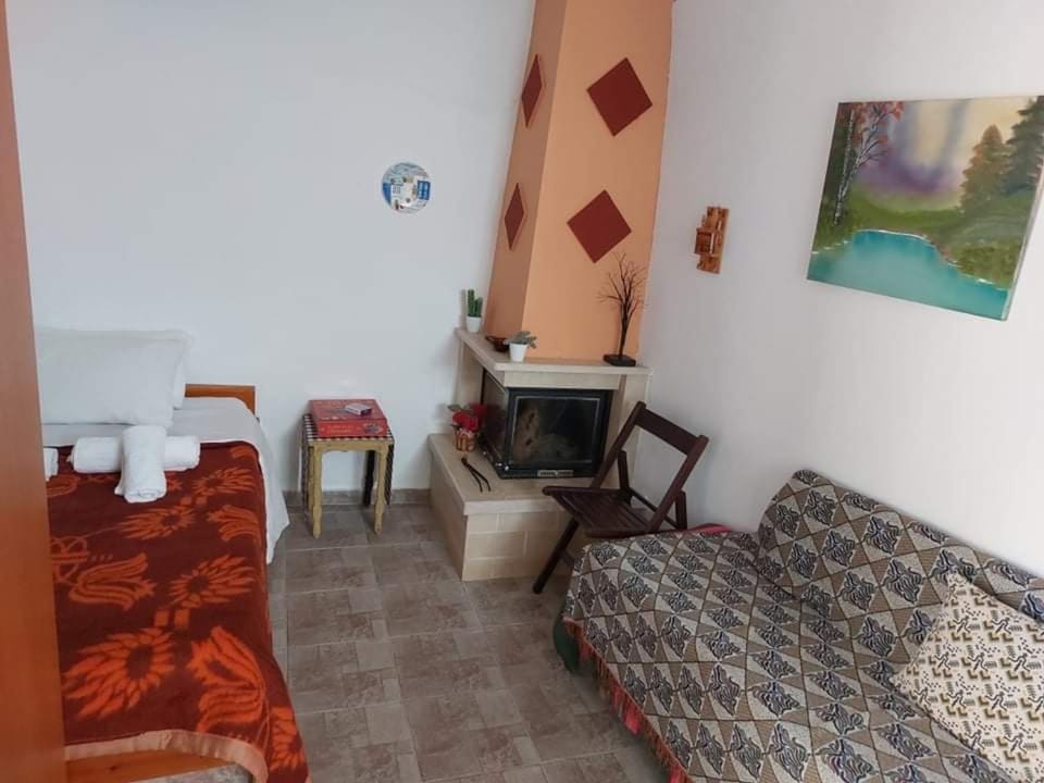 Property building, Seating area, Bedroom, flat iron