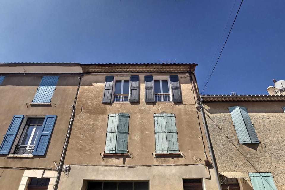 Property building, Facade/entrance