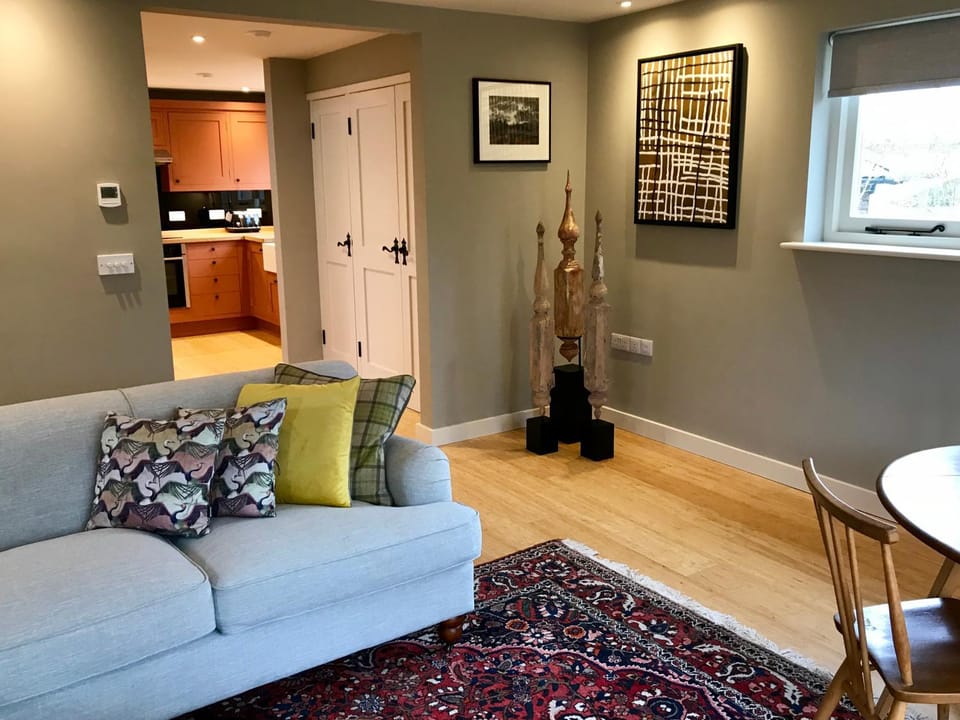 Kitchen or kitchenette, Living room, Seating area