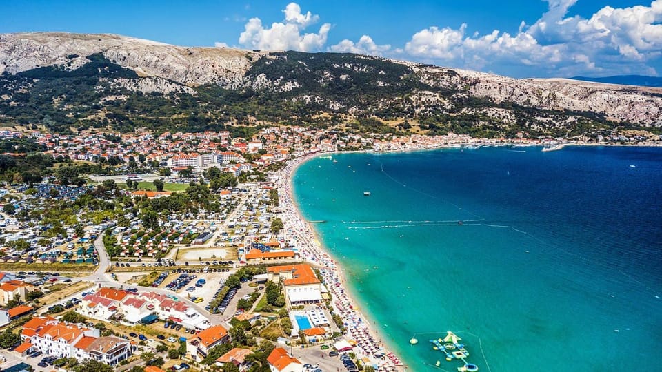 Day, Natural landscape, Bird's eye view, Beach, City view, Mountain view, Sea view