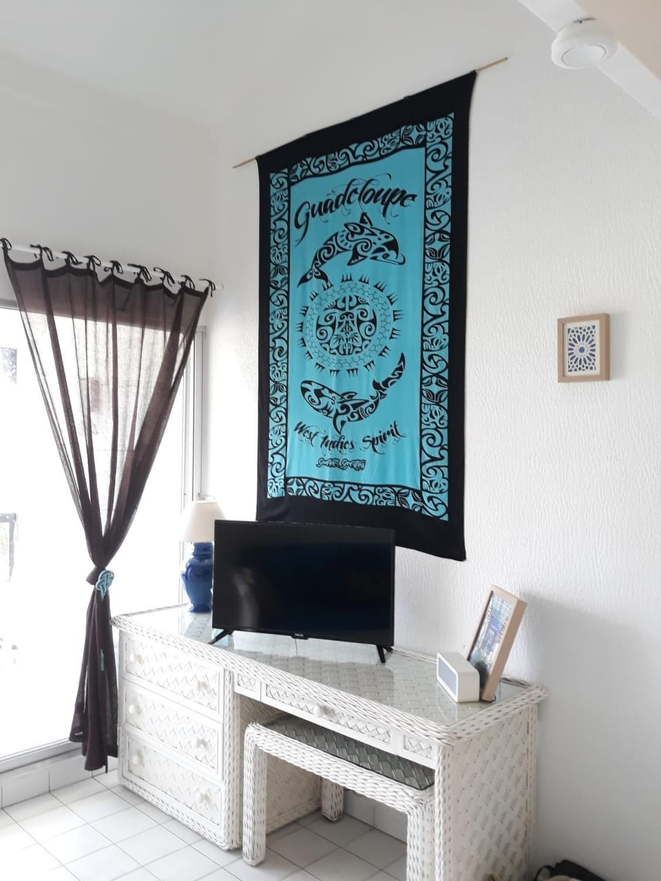 TV and multimedia, Living room, Decorative detail