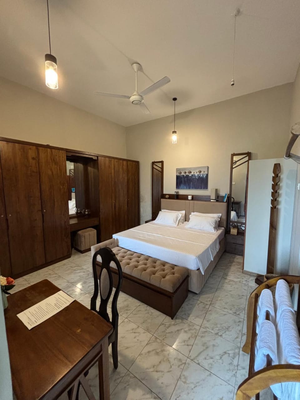 Photo of the whole room