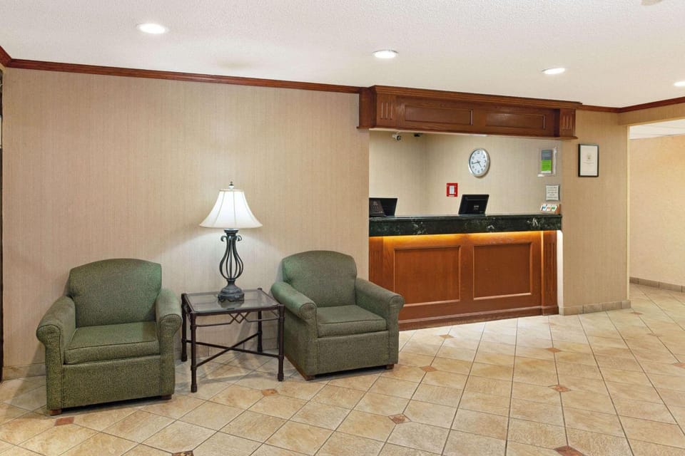 Lobby or reception, On site