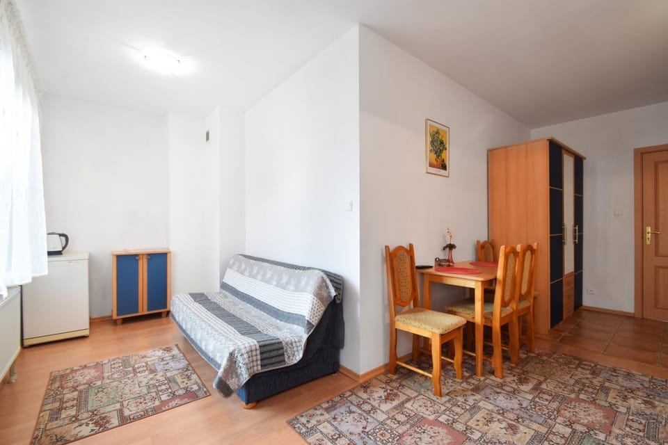 Other, Photo of the whole room