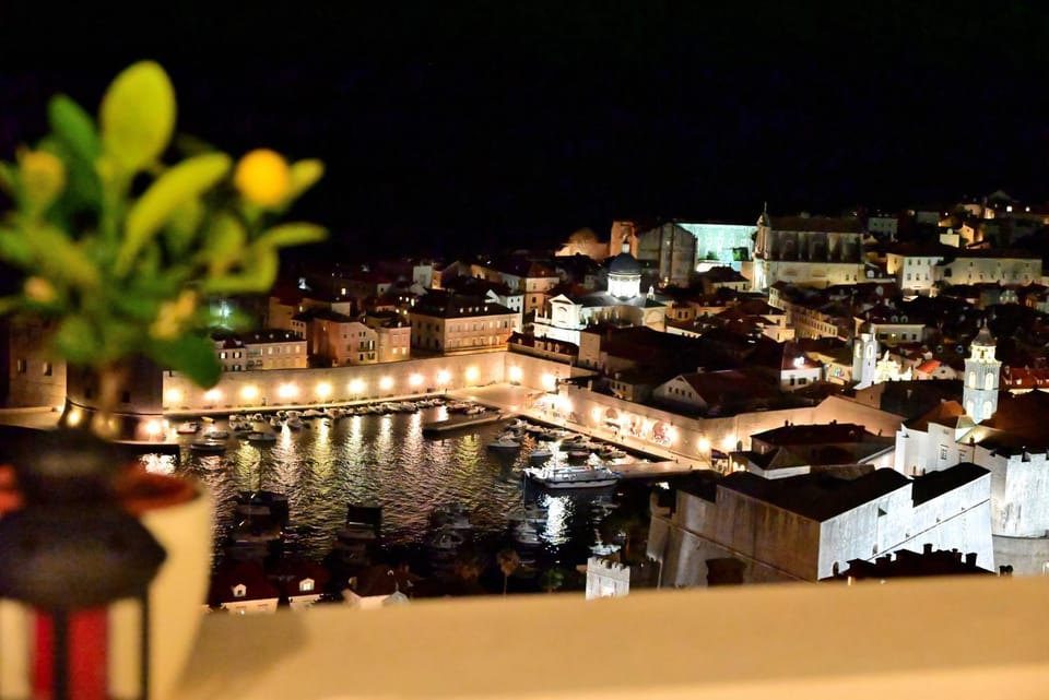 Night, Sea view