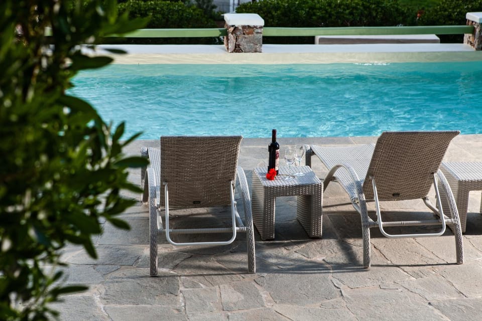 Swimming pool, Swimming pool