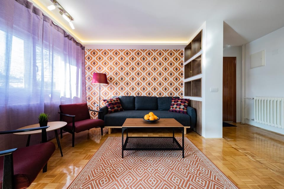 Living room, Photo of the whole room, Seating area