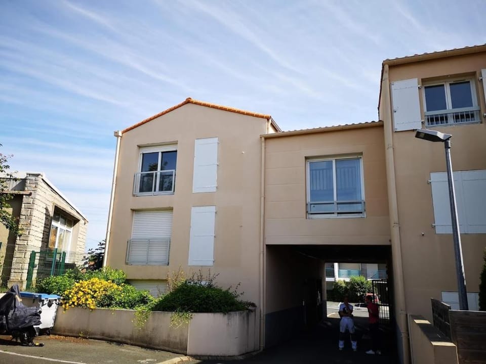 Appartement 4 pers Parking inclus 5 min Gare Tout équipé La Rochelle Apartment in La Rochelle