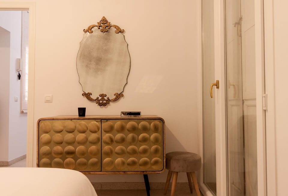 Decorative detail, Bedroom