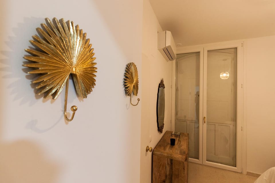 Decorative detail