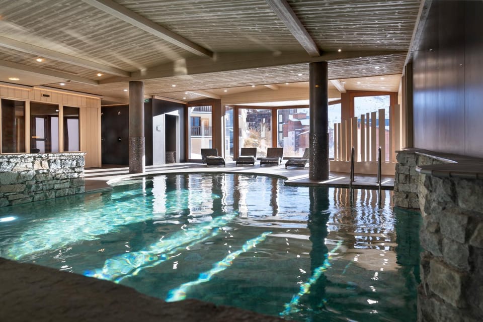 Spa and wellness centre/facilities, Mountain view, Pool view, Swimming pool