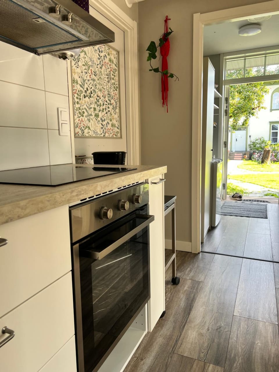 Kitchen or kitchenette, pet friendly, stove