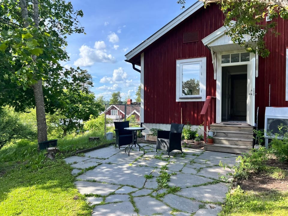 Property building, Patio, Garden, Garden view