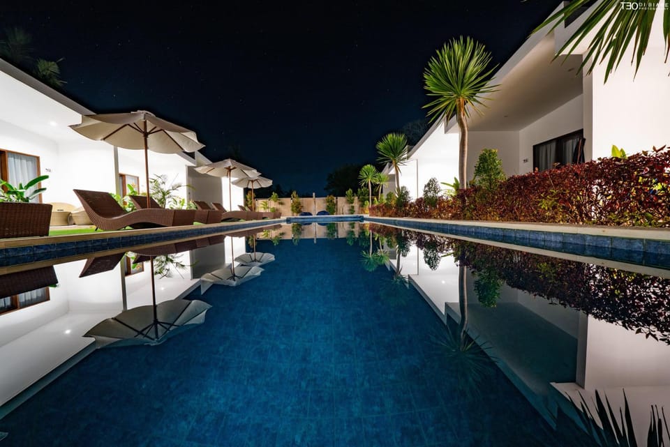 Swimming pool, Swimming pool